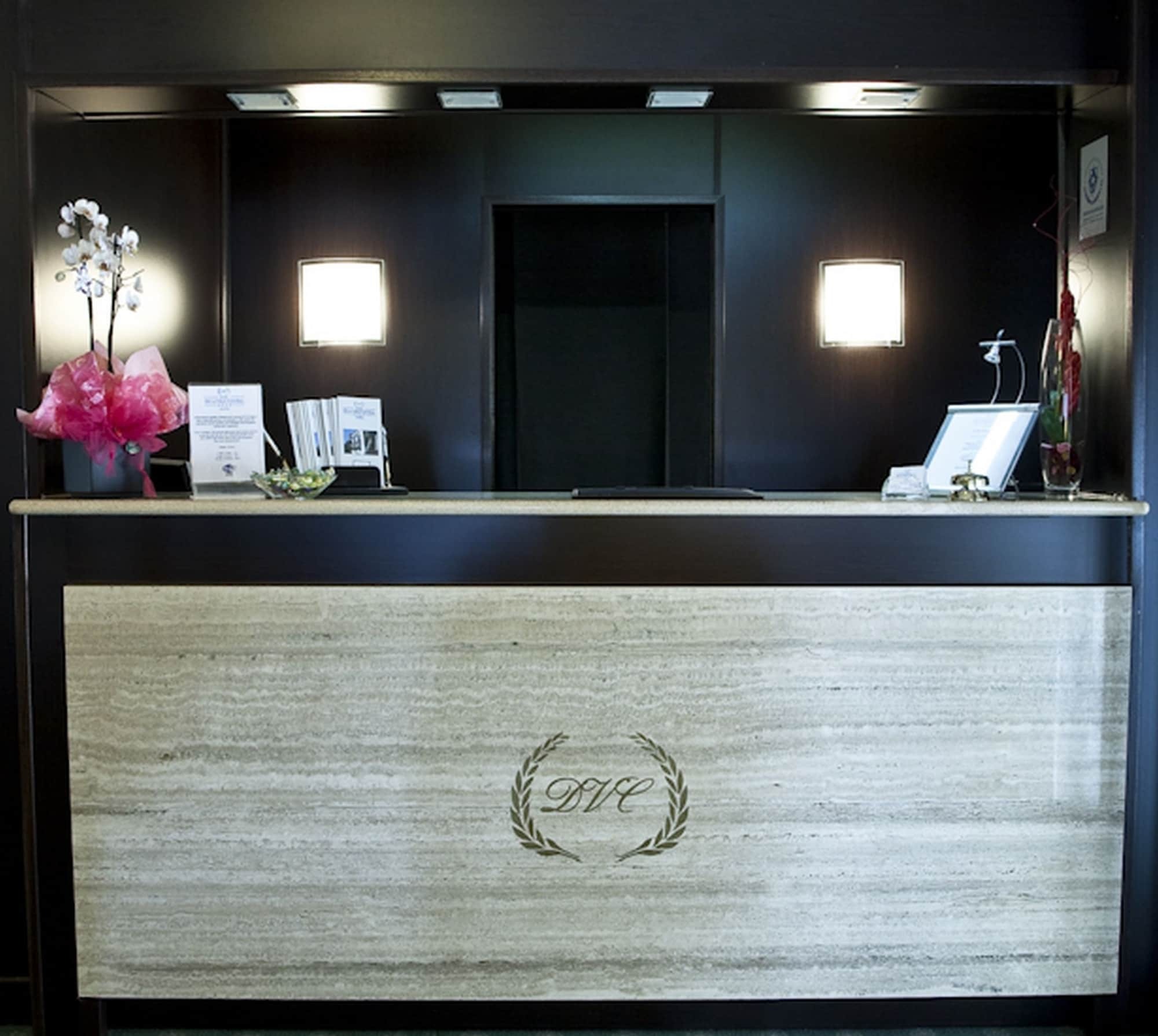 Hotel De La Ville Central ラティーナ エクステリア 写真